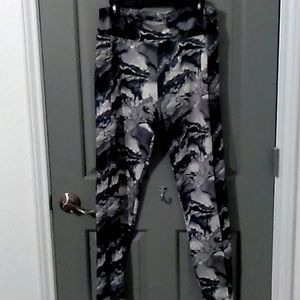 Womens leggings size XL